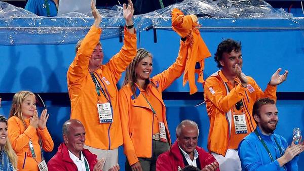 King Willem-Alexander  and Queen Máxima of the Netherlands watching the game between Argentina and Holland